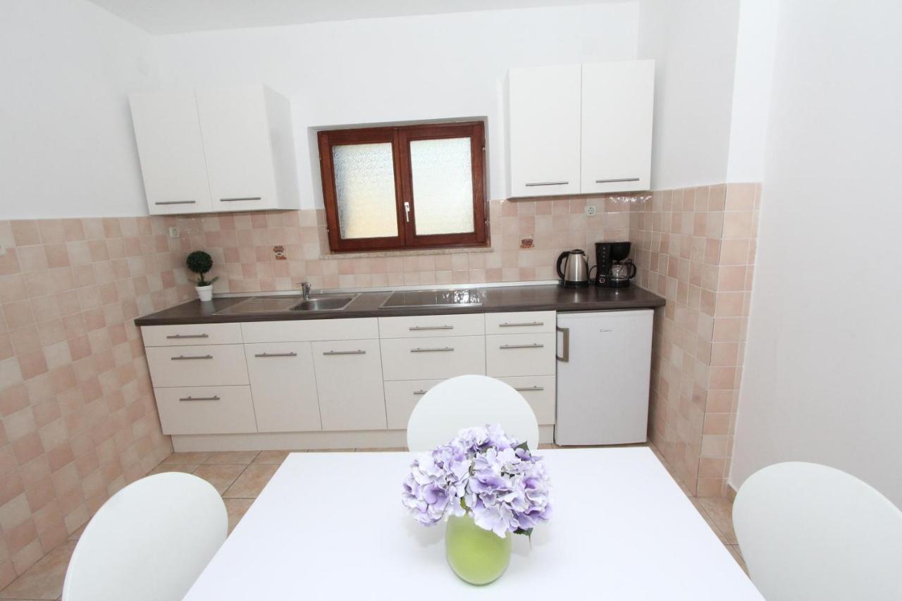 Apartments Mirela Rovinj Exterior photo