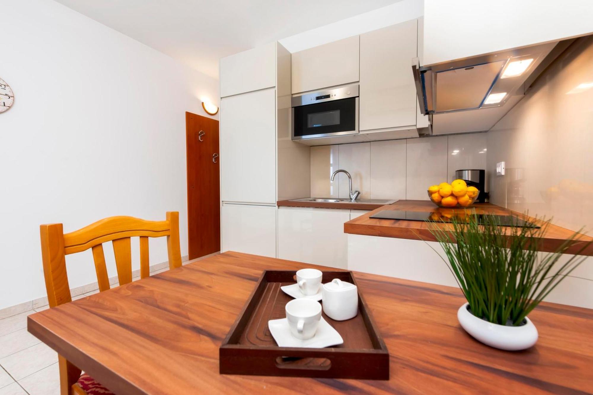 Apartments Mirela Rovinj Exterior photo